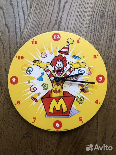 Оригинальные часы Macdonalds