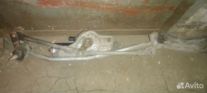 Механизм стеклоочистителя(трапеция дворников)