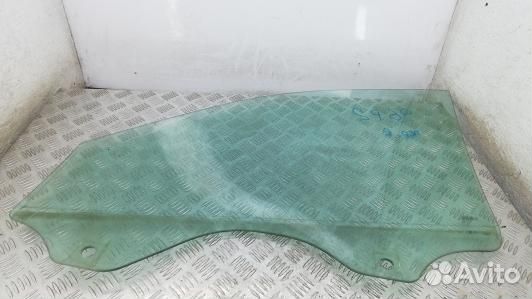 Стекло двери передней правой volkswagen touareg 7L