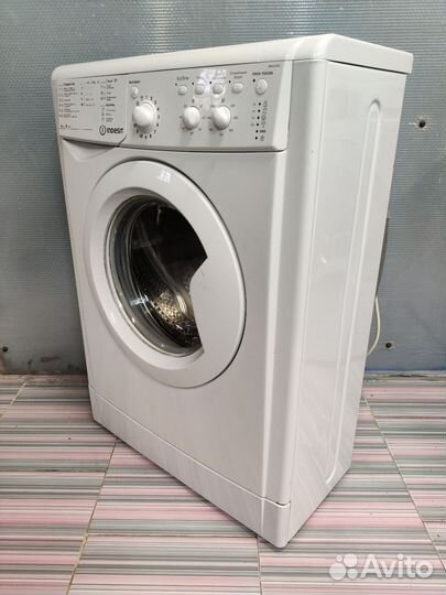 Indesit 4кг 1000 об узкий