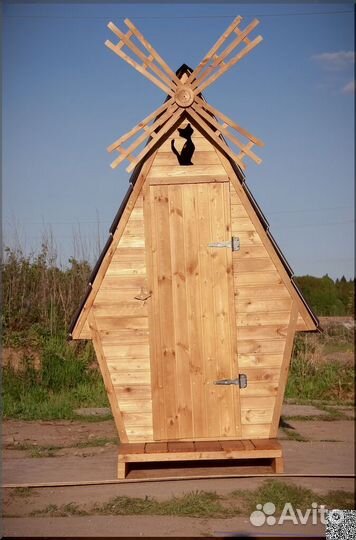 Уличный туалет деревянный BLU784