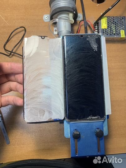 Замена стекла на телефоне