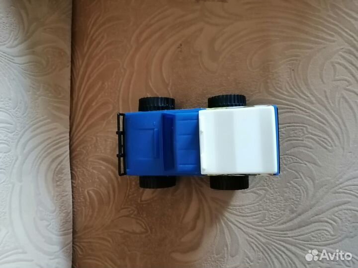 Детская машинка джип внедорожник