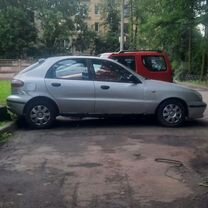 Daewoo Lanos 1.3 MT, 1998, 400 000 км, с пробегом, цена 75 000 руб.