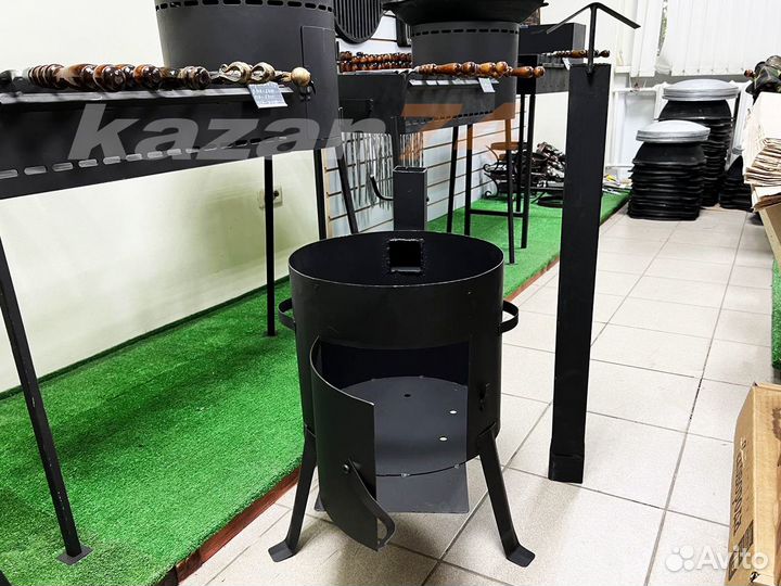 Печь под казан 8л с трубой и дверцей