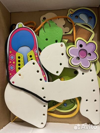 Развивающие игрушки коробкой