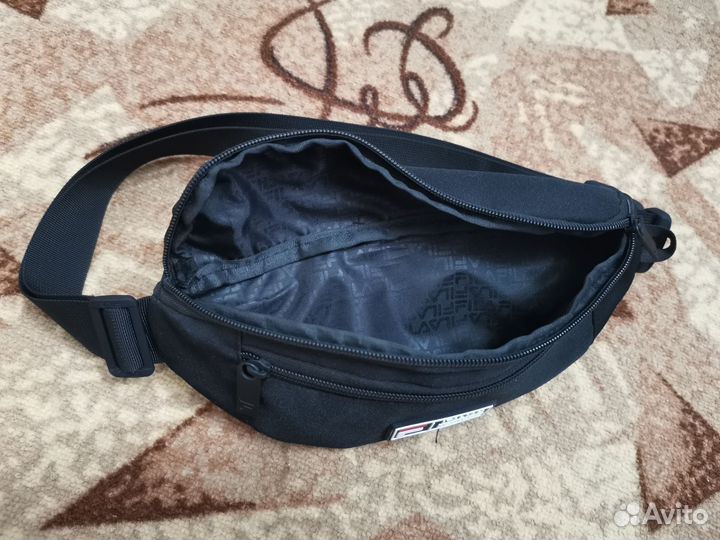 Сумка на пояс мужская fila