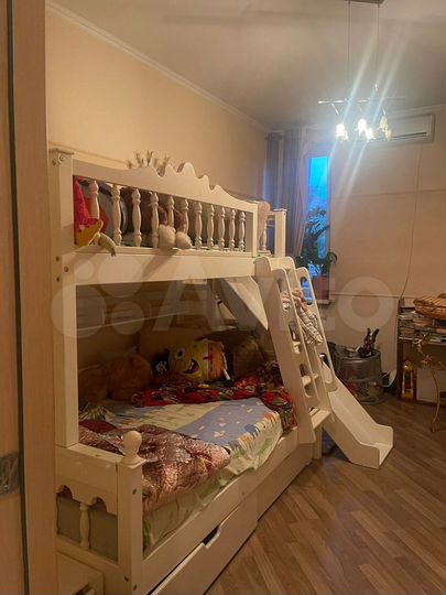 4-к. квартира, 143,3 м², 3/11 эт.