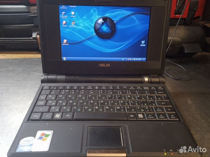 Нетбук asus eee pc700