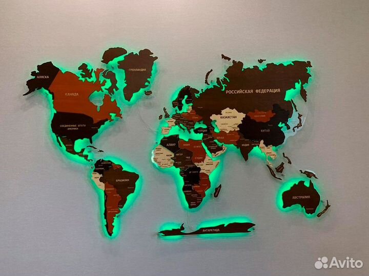Деревянная карта мира