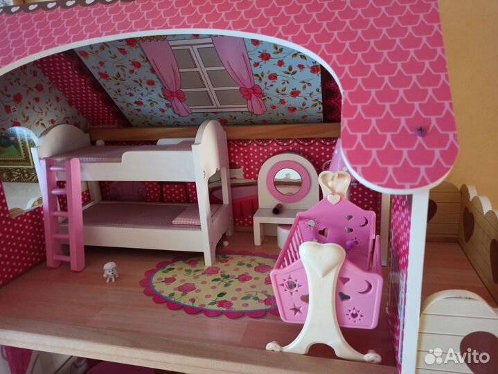 Домик кукольный