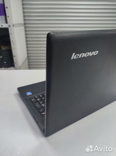 Ноутбук Lenovo G500 15,6/Cel 1005M(1,9Ггц) /DDR3 4