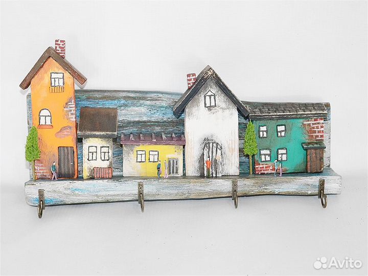 Ключница настенная из дерева