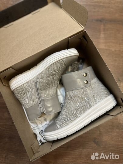 Ботинки осенние для девочки 29 размер