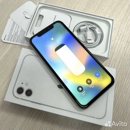 iPhone 11, 128 ГБ