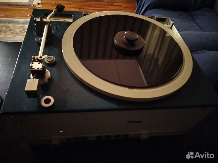 Проигрыватель студийный neumann- EMT -VEB T-146