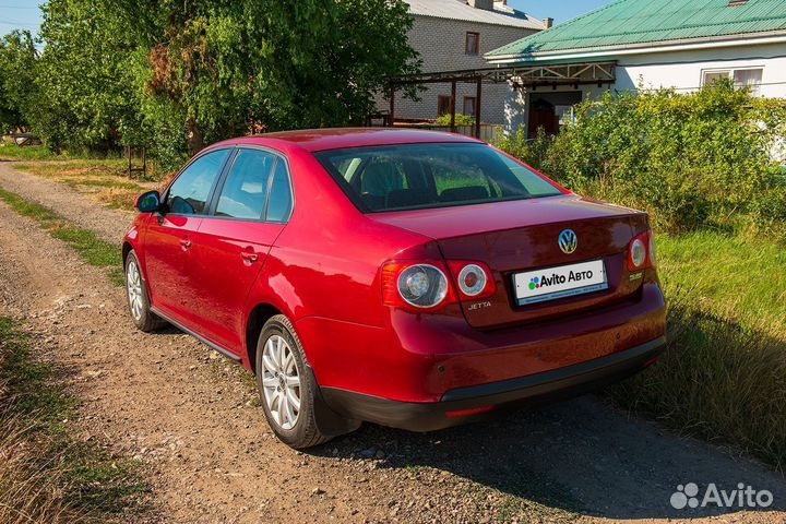 Volkswagen Jetta 1.6 AMT, 2010, 250 000 км