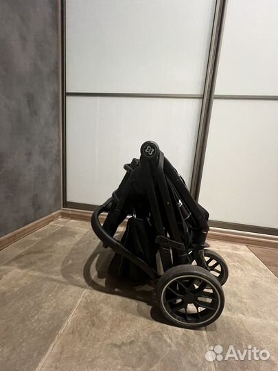 Прогулочная коляска бу