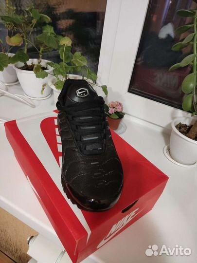 Кроссовки nike