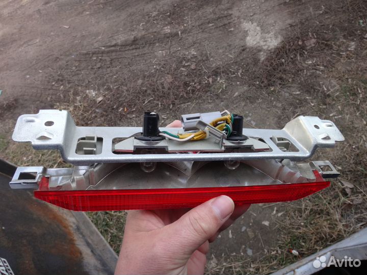 Тойота Порте фонарь задний Центральный Toyota