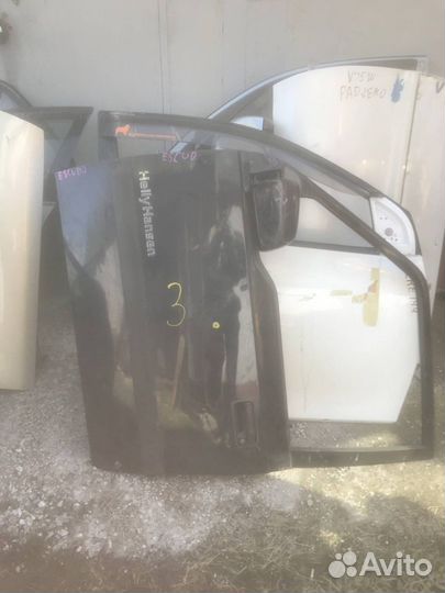 Дверь Suzuki Escudo