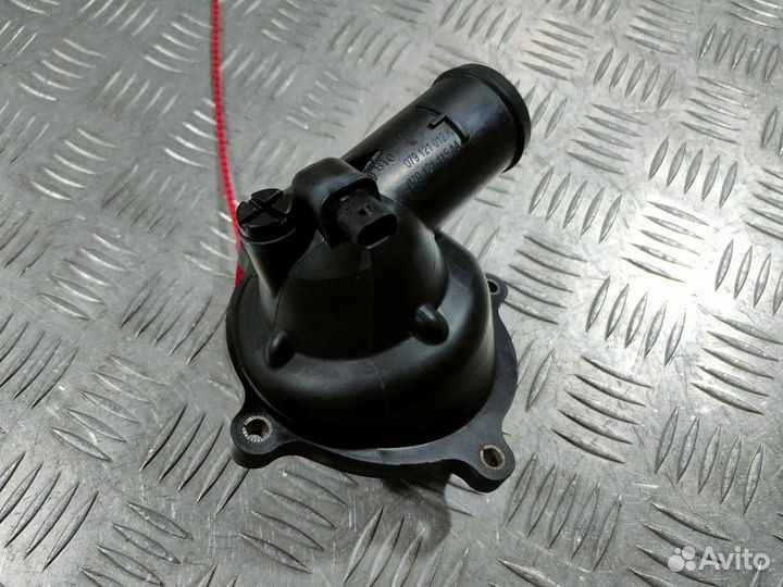 Термостат Audi A8 D4/4H 2012 079121115AA