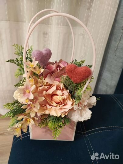 Цветочная композиция на стол