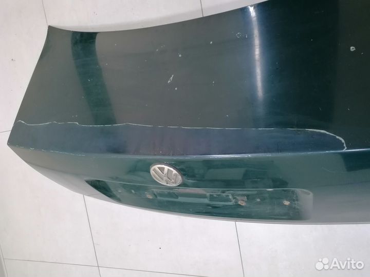 Крышка багажника Volkswagen Passat B5 1996-2000