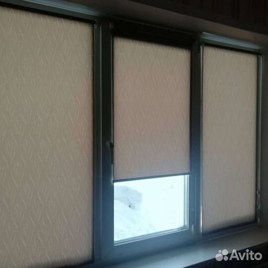 Рулонные шторы на окна из сток ткани