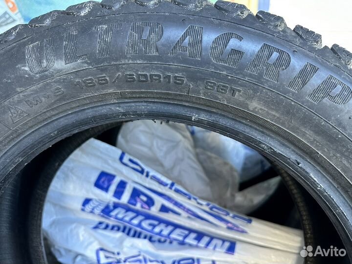 Goodyear Ultragrip Ice Arctic 185/60 R15 88T