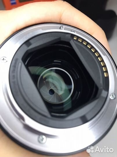 Объектив Sony FE 55 mm 1.8 Zeiss Sonnar T*