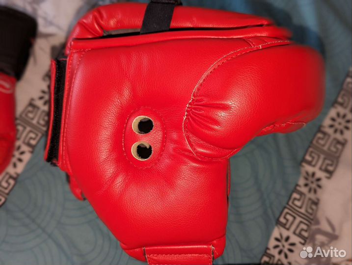 Шлем и перчатки