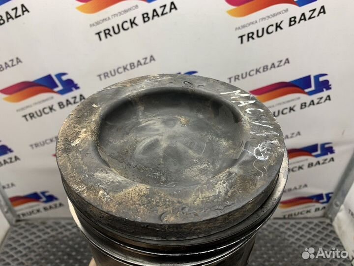 Поршень с шатуном Renault Magnum