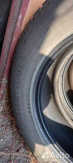 Continental VikingContact 8 235/65 R17