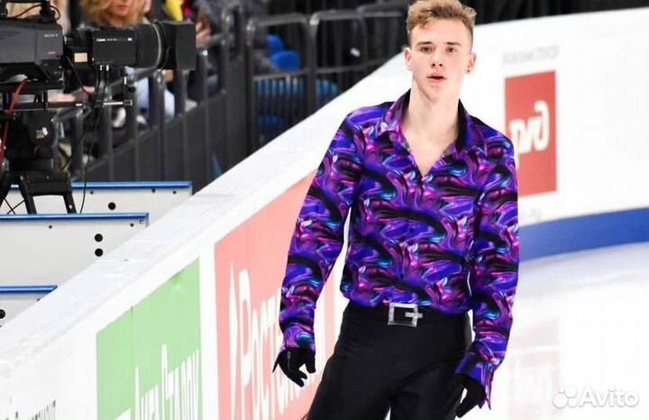 Тренер по фигурному катанию