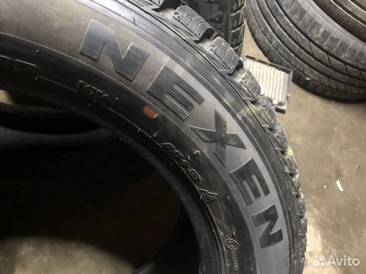 Nexen Winguard WinSpike WH62 235/55 R17