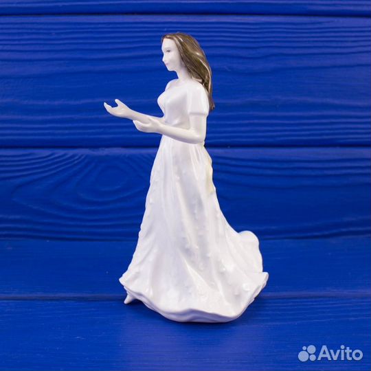 Комплект или поштучно статуэток из Англии