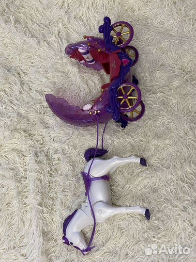 Лошадь игрушка