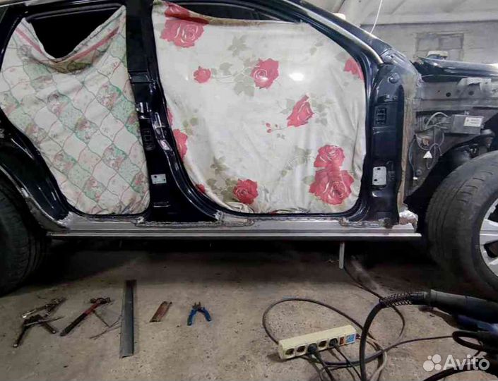 Пороги для Volkswagen Touareg 2002-2010 (GP)