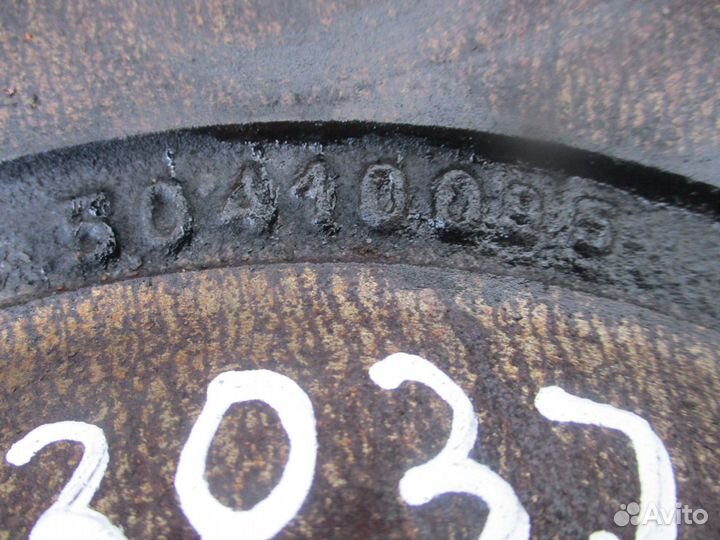 Маховик Iveco 504100951