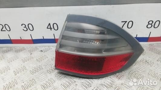 Фонарь задний правый ford S-MAX (GDN04MY01)