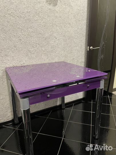 Кухонный стол стеклянный раздвижной