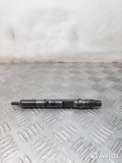 Форсунка Volkswagen Passat седан 2.5 AKN 2001