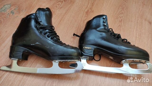 Фигурные коньки Risport RF4/MK21