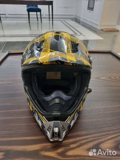 Снегоходный шлем