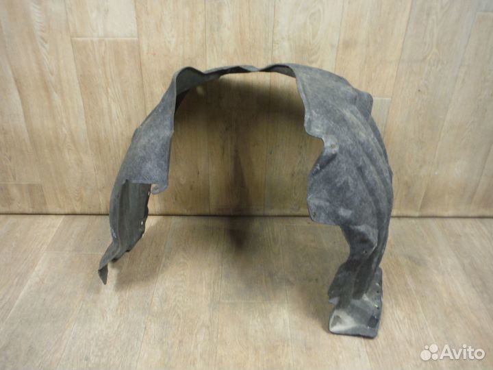 Подкрылок передний левый toyota RAV4 50 2019