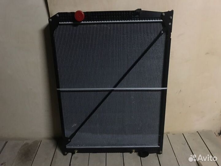 Радиатор охлаждения двигателя Mercedes Actros 2023