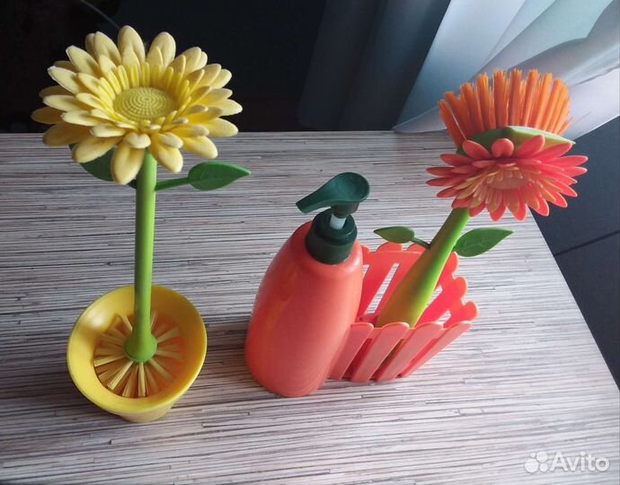 Дозатор и ерш для кухни