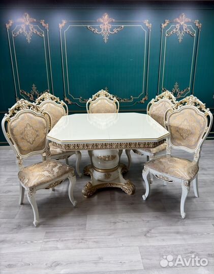 Кухонный стол