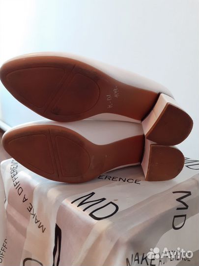 Туфли белые